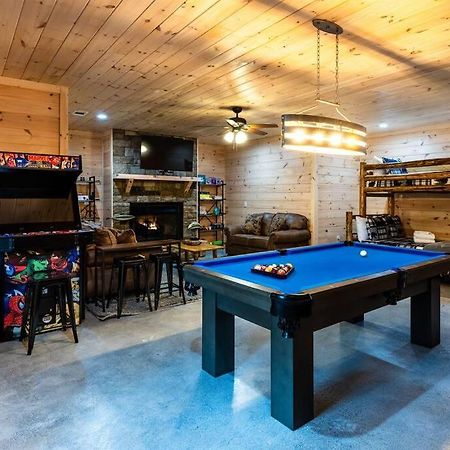 Luxe Family Cabin 8 Min To Downtown Blue Ridge Luaran gambar