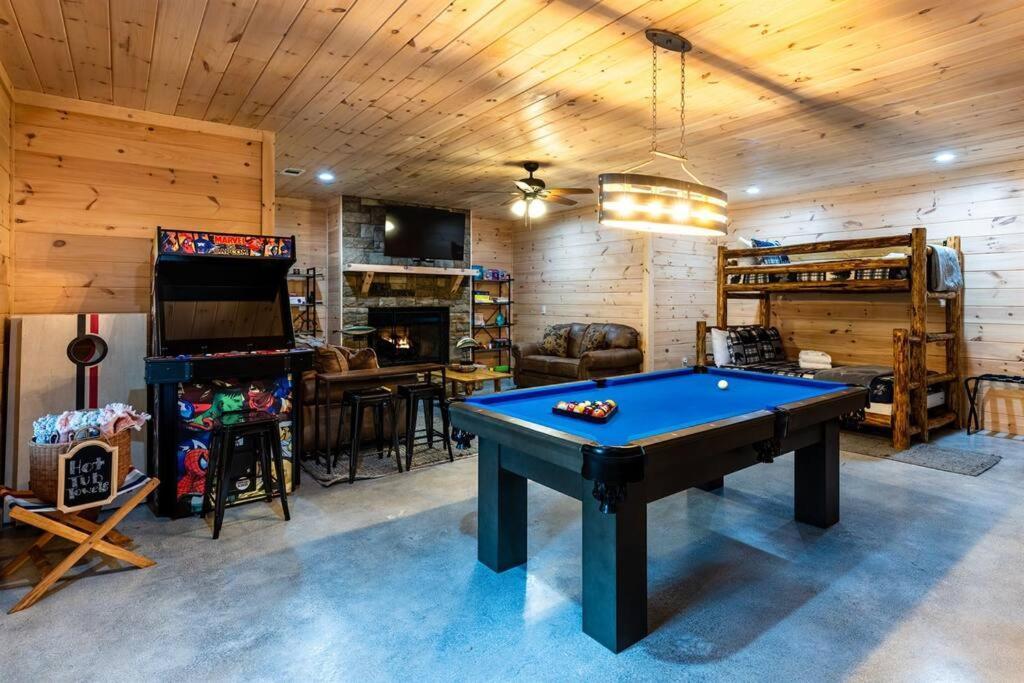 Luxe Family Cabin 8 Min To Downtown Blue Ridge Luaran gambar